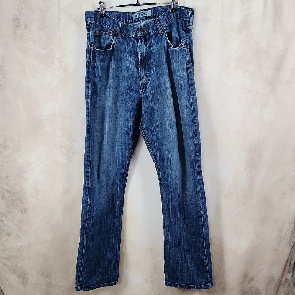 Wrangler Relaxed Fit Blue Jeans